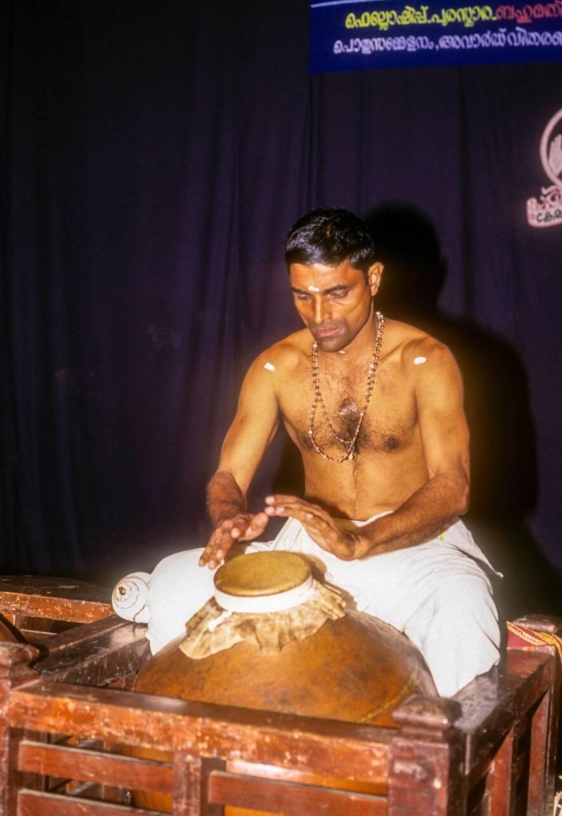 Of temples, copper pots and rhythm – Mizhavu